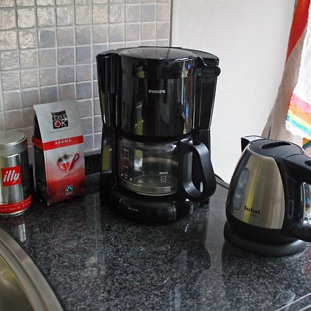 Bed & Breakfast Walenburg Ρότερνταμ Εξωτερικό φωτογραφία