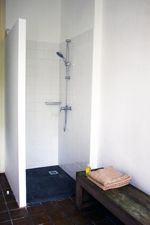 Bed & Breakfast Walenburg Ρότερνταμ Δωμάτιο φωτογραφία